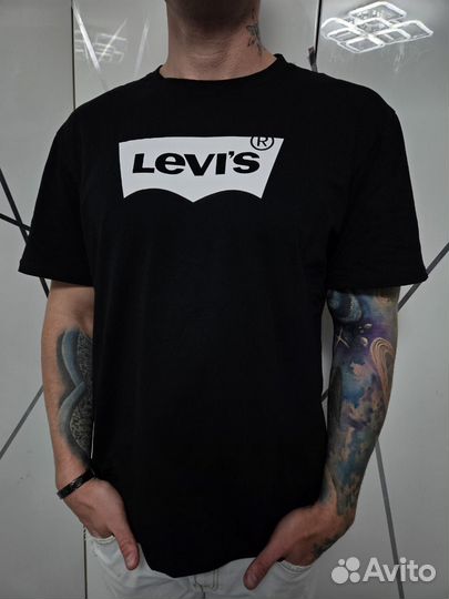 Футболка levis
