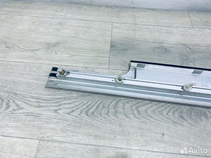 Накладка порога передняя левая Land Rover Range