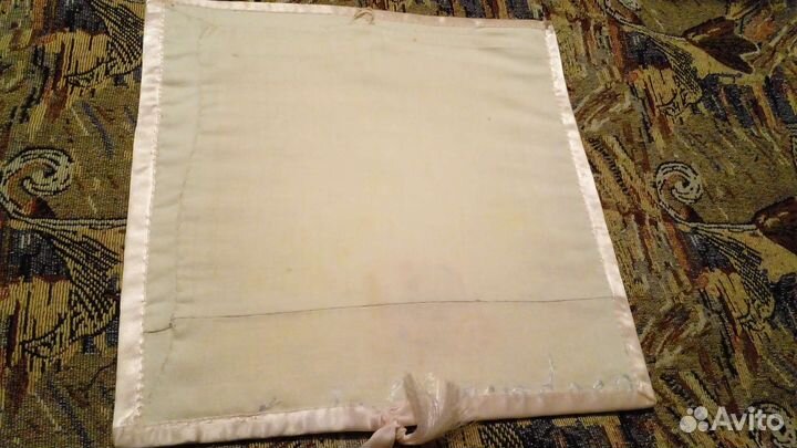 Картина вышитая