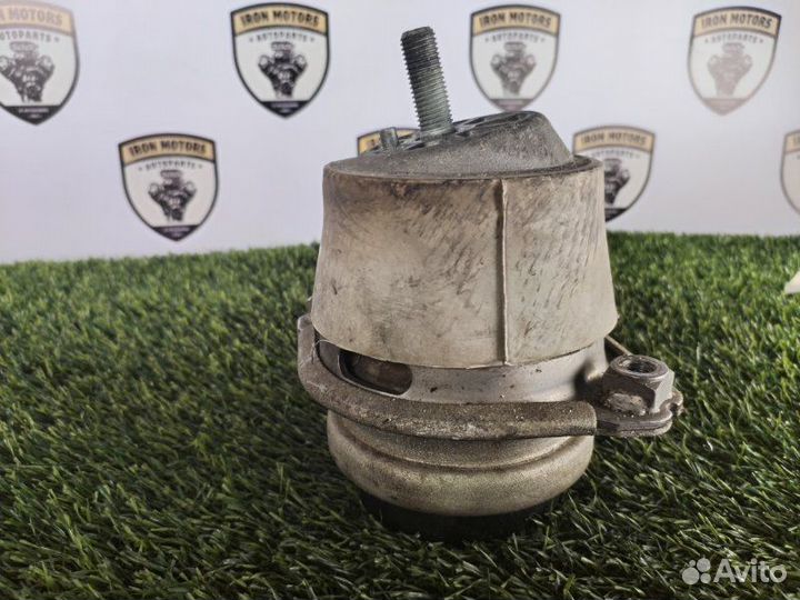 Подушка двигателя правая Porsche Cayenne 957 2010