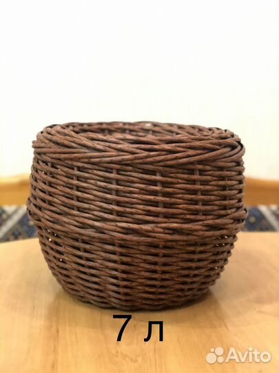 Кашпо из искусственного ротанга