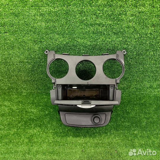 Декоративная накладка центральной консоли