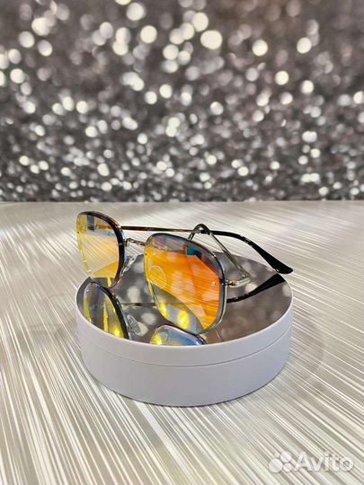 Очки зеркальные мужские в стиле balenciaga