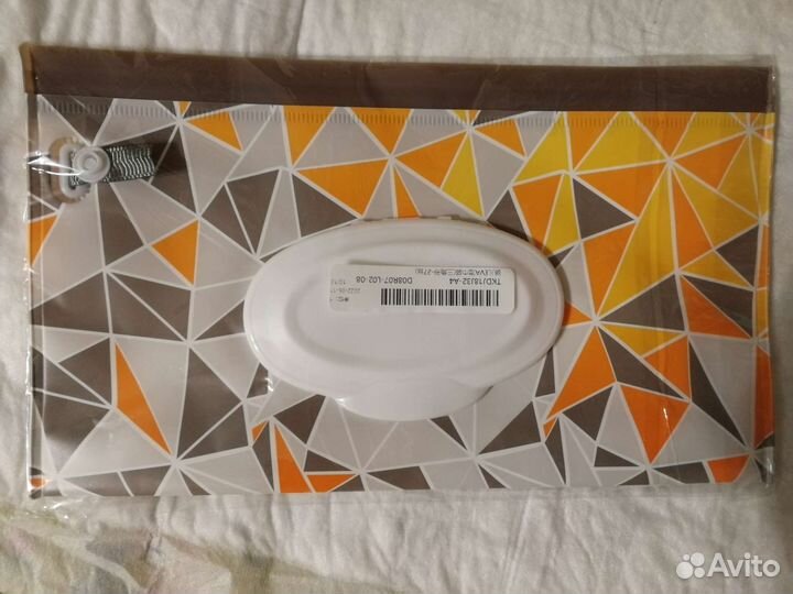 Салфетница и насадка-поильник для бутылок новые