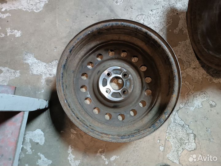 Диск R15 4x100 Kia