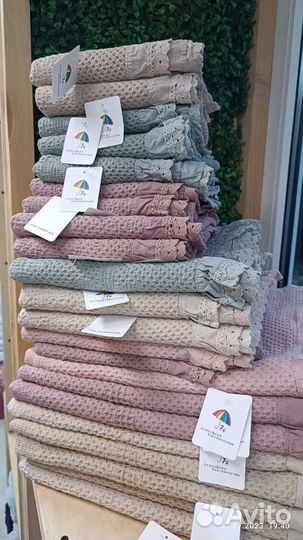 Полотенца вафельные с хб кружевом