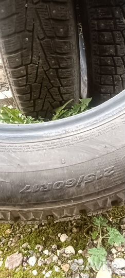 Roadstone Winguard Spike 215/55 R17 100B