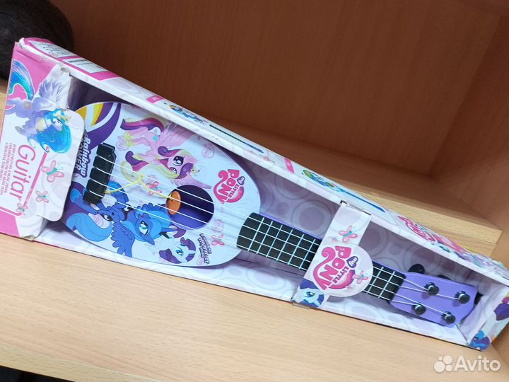 Гитара детская новая