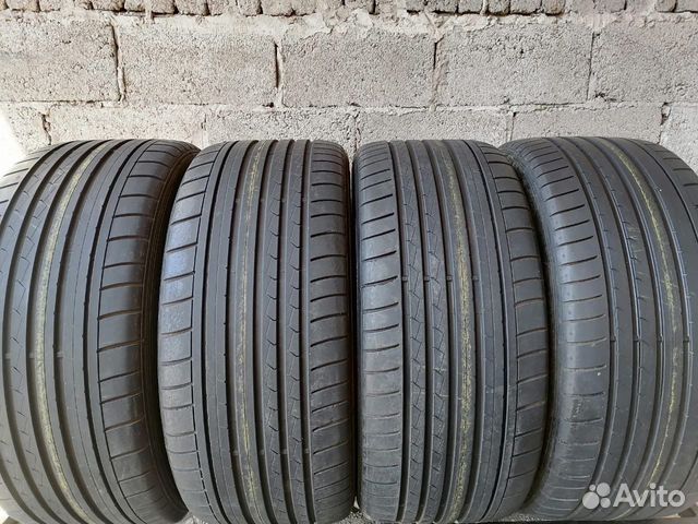 Dunlop SP Sport Maxx GT 275/35 R21