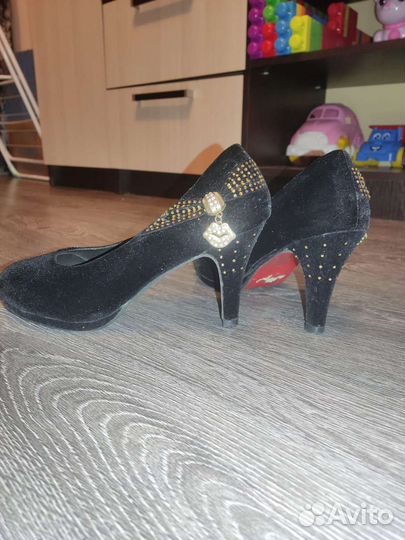 Туфли женские 39 размер