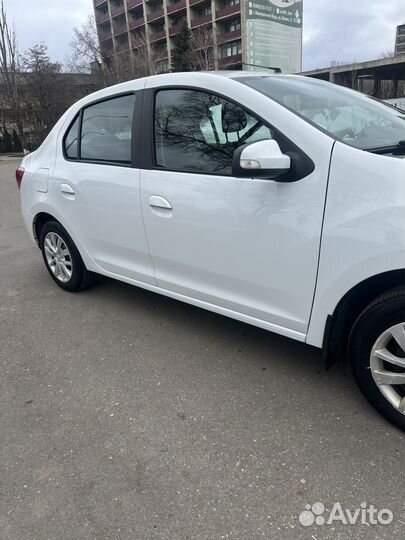 Renault Logan 1.6 AT, 2021, 120 000 км