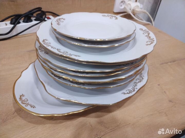 Набор тарелок