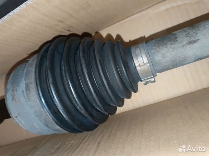 Продам привод на Дастер