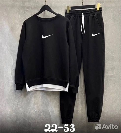 Мужской спортивный костюм Nike