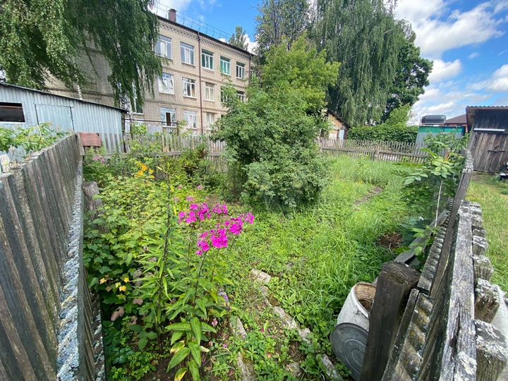 2-к. квартира, 33 м², 1/1 эт.