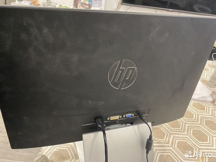 Монитор HP 21.5