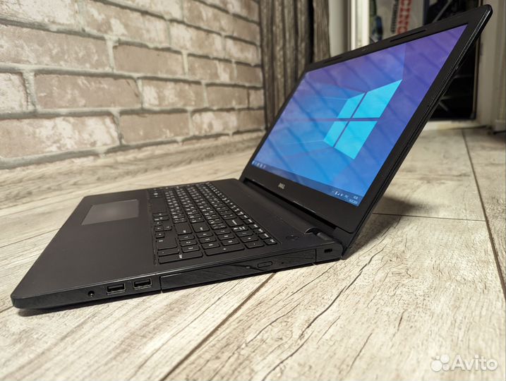 Ноутбук Dell 2018г для учебы, работы