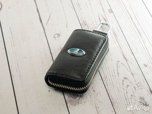 Кожаная ключница LADA