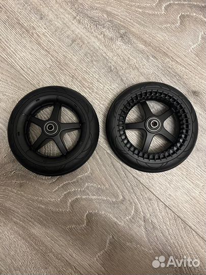 Новые задние колеса Bugaboo Bee5