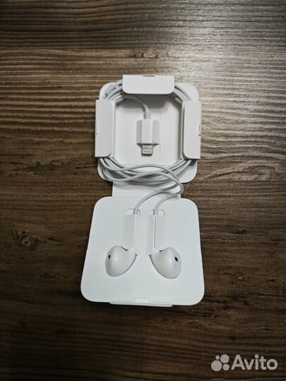 Наушники apple earpods lightning