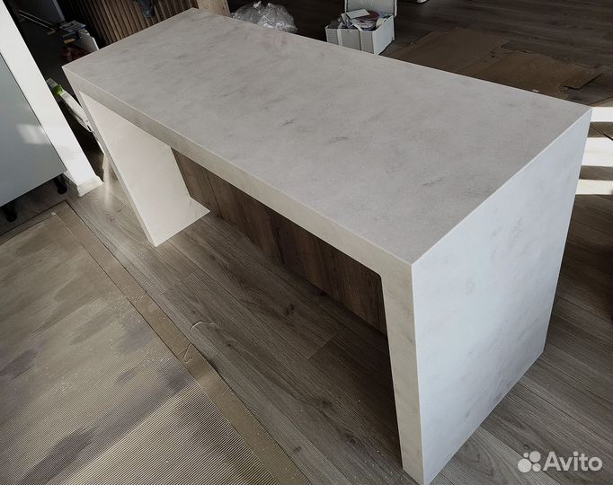 Столешница на кухню из камня м2