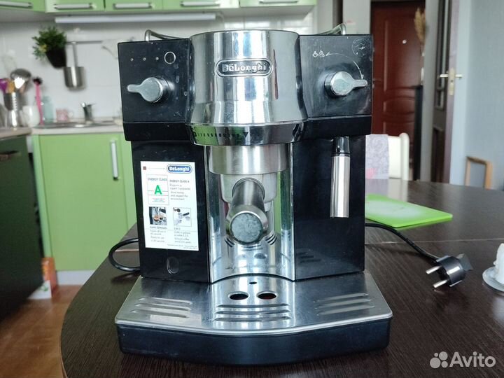 Кофемашина delonghi