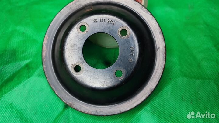 Шкив помпы Mercedes w124 m111
