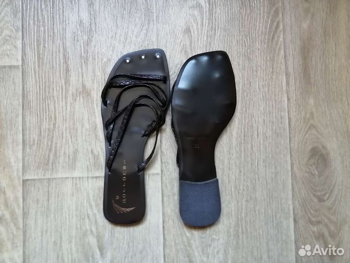 Босоножки женские