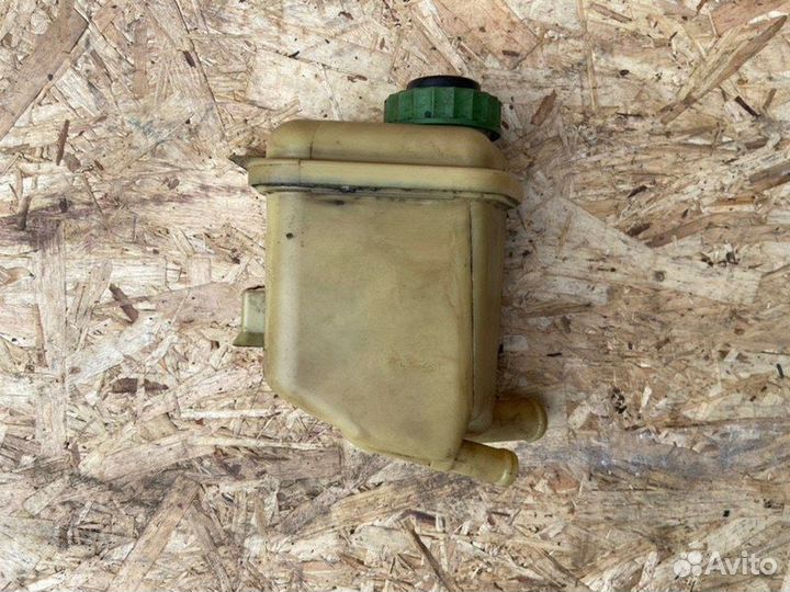 Бачок гидроусилителя руля Porsche Cayenne 955 4.5