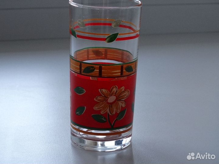 Набор стаканов и кружек