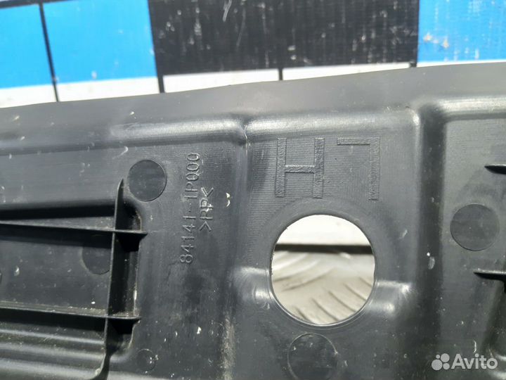 Б/У Упорная планка переднего левого крыла#001