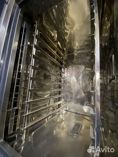 Пароконвектомат rational