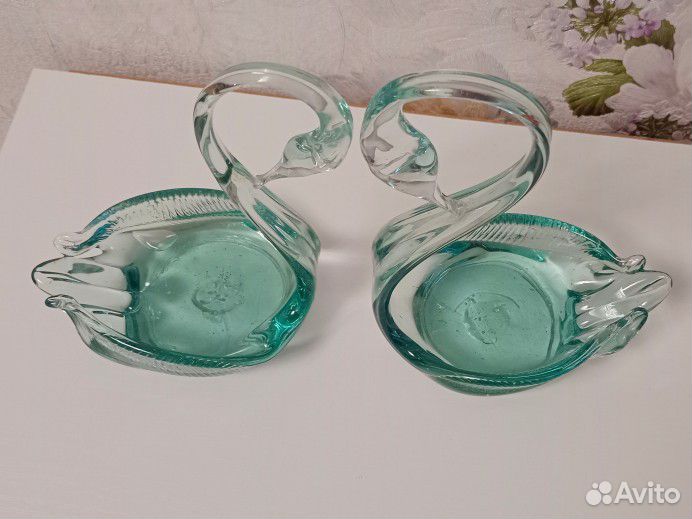 Лебедь статуэтки