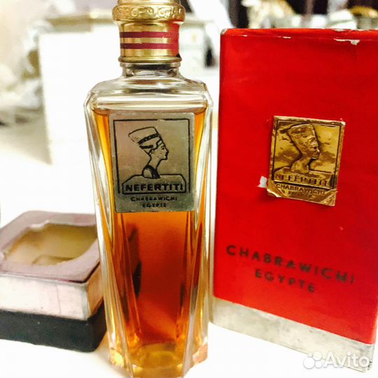 Винтаж Нефертити духи