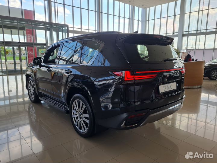Lexus LX 3.5 AT, 2022