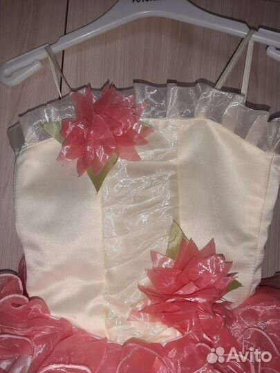 Нарядное платье для девочки