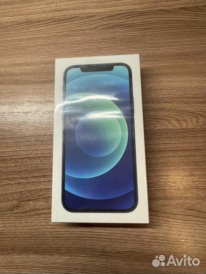 iPhone 12, 64 ГБ