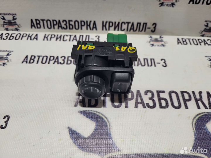 Блок управления зеркалами Nissan Qashqai j10