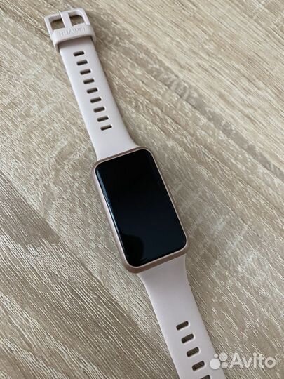 Смарт часы huawei band 7