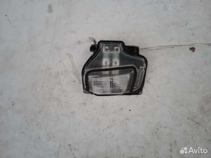 Указатель поворота зеркала первая Mazda GJ