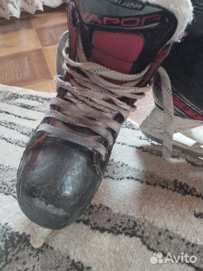 Продам хоккейные коньки Bauer vapor