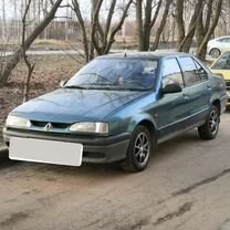 Renault 19 1.4 MT, 1998, битый, 250 000 км, с пробегом, цена 55 000 руб.