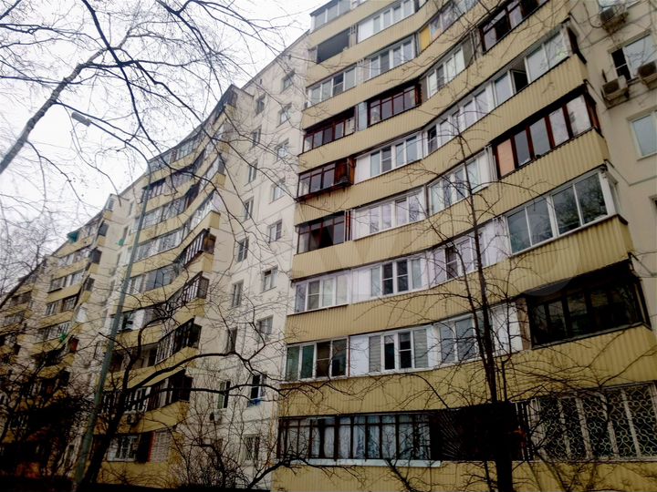 Квартира-студия, 14,2 м², 1/9 эт.