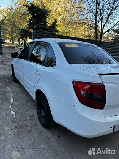 LADA Granta 1.6 МТ, 2015, 222 222 км