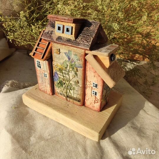 Композиция- сувенир. Домики дрифтвуд