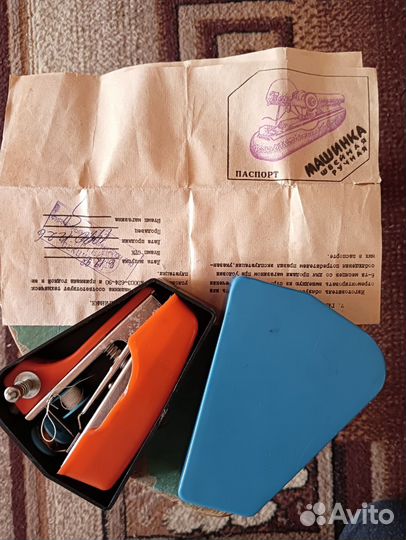 Ручная мини швейная машинка Фрадкина Р.М