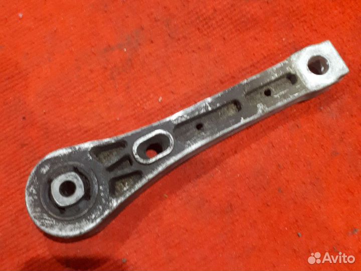 Задний рычаг фольксваген пассат б6