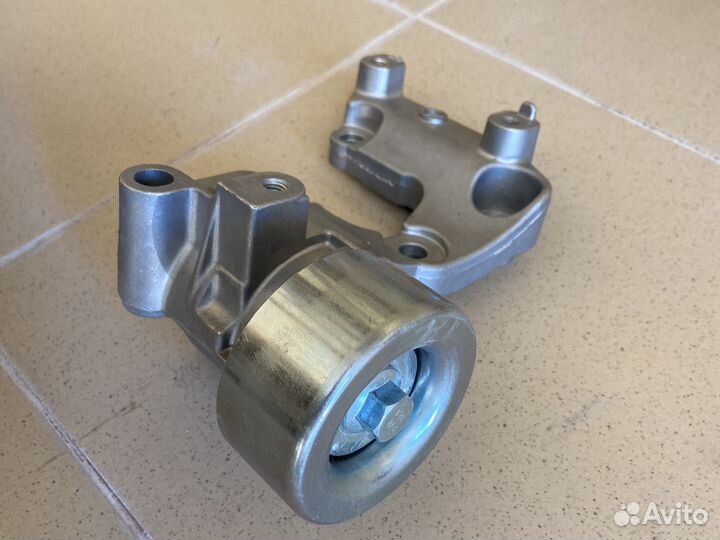 Натяжитель ремня Toyota/Lexus