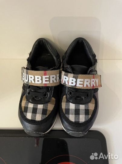 Кроссовки детские 22 размер Burberry