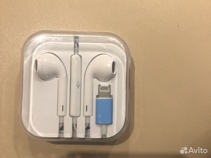 Наушники для iPhone